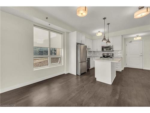 520-2486 Old Bronte Road, Oakville, ON - Indoor Photo Showing Kitchen With Stainless Steel Kitchen With Upgraded Kitchen