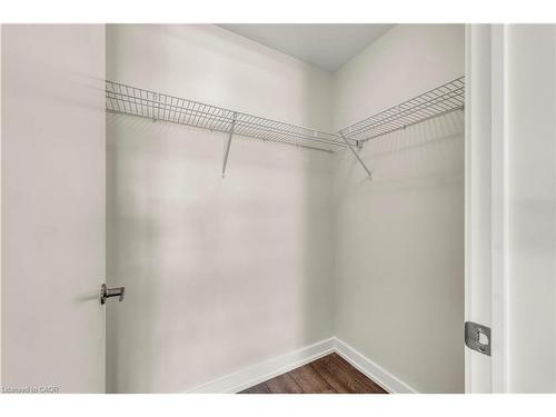 520-2486 Old Bronte Road, Oakville, ON - Indoor With Storage