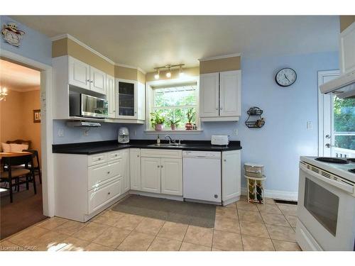 992 Baldwin Road, Mississauga, ON - Indoor Photo Showing Kitchen