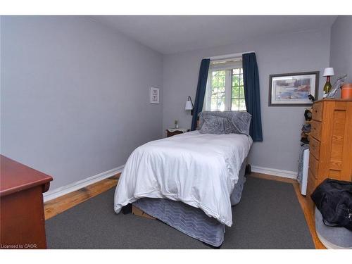 992 Baldwin Road, Mississauga, ON - Indoor Photo Showing Bedroom