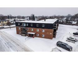 302-370 Admiral Drive  London, ON N5V 3C2