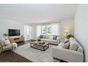 1093 Parthia Crescent, Mississauga, ON  - Indoor Photo Showing Living Room 