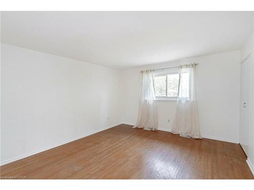 1093 Parthia Crescent, Mississauga, ON - Indoor Photo Showing Other Room