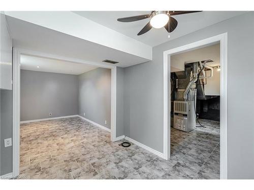 1093 Parthia Crescent, Mississauga, ON - Indoor Photo Showing Other Room