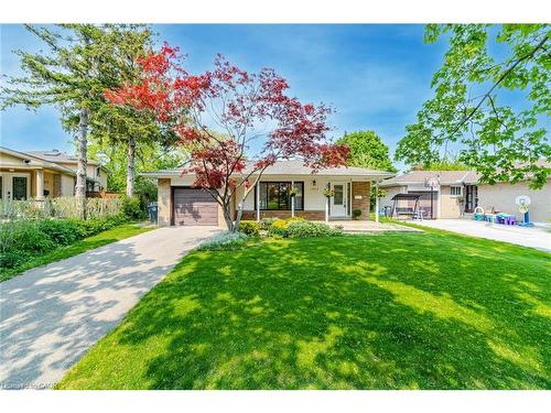 1093 Parthia Crescent, Mississauga, ON - Outdoor With Facade