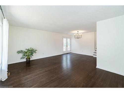 1093 Parthia Crescent, Mississauga, ON - Indoor Photo Showing Other Room
