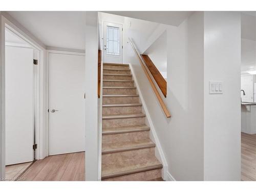 357 Grangewood Drive, Waterloo, ON - Indoor Photo Showing Other Room