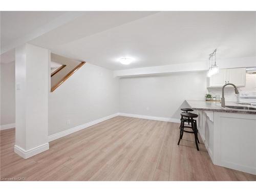 357 Grangewood Drive, Waterloo, ON - Indoor Photo Showing Other Room