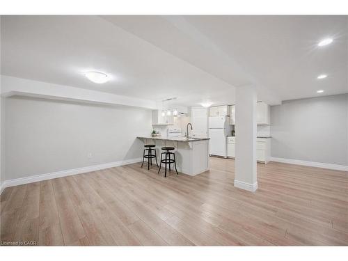 357 Grangewood Drive, Waterloo, ON - Indoor