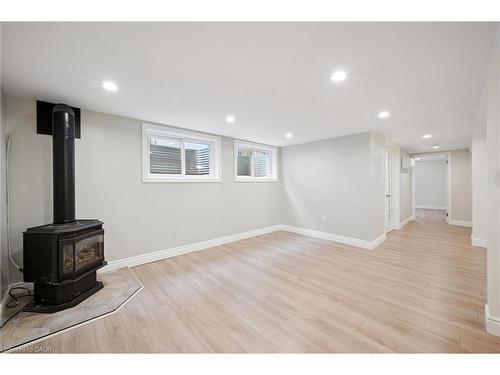 357 Grangewood Drive, Waterloo, ON - Indoor