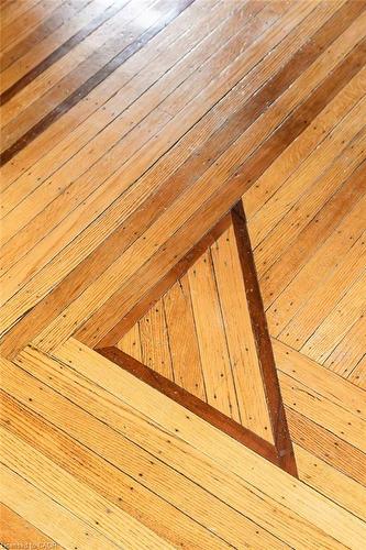 114 Chestnut Avenue, Hamilton, ON - Indoor Photo Showing Other Room