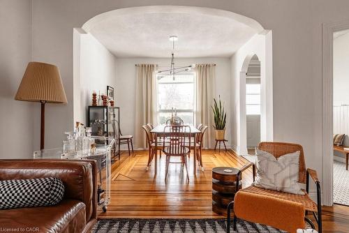 114 Chestnut Avenue, Hamilton, ON - Indoor