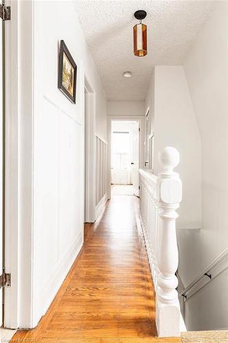 114 Chestnut Avenue, Hamilton, ON - Indoor Photo Showing Other Room