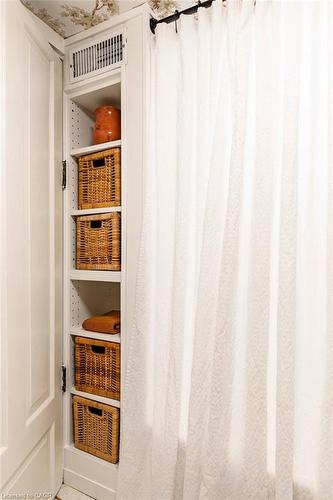 114 Chestnut Avenue, Hamilton, ON - Indoor