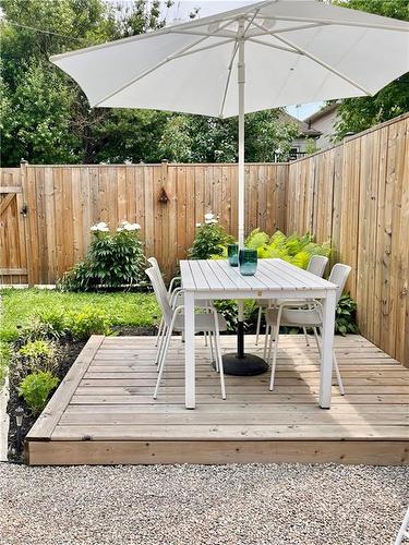 114 Chestnut Avenue, Hamilton, ON - Outdoor With Deck Patio Veranda