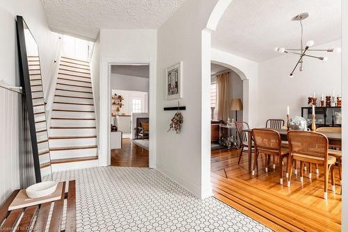 114 Chestnut Avenue, Hamilton, ON - Indoor