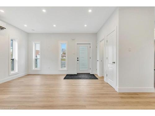 C-67 Kimberly Crescent, Kitchener, ON - Indoor Photo Showing Other Room