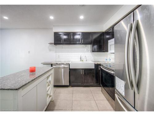 20 Bankside Drive, Kitchener, ON - Indoor Photo Showing Kitchen With Upgraded Kitchen