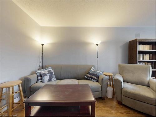 597 Speyer Circle, Milton, ON - Indoor