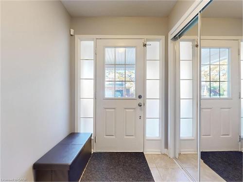 597 Speyer Circle, Milton, ON - Indoor Photo Showing Other Room