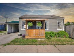 104 Southworth Street  Welland, ON L3B 1Y8