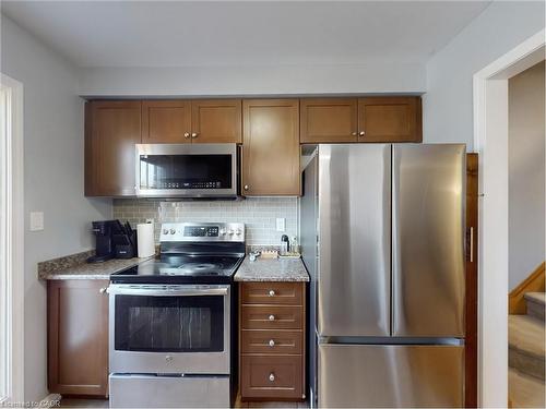 597 Speyer Circle, Milton, ON - Indoor Photo Showing Kitchen