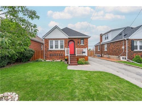 131 Adeline Avenue, Hamilton, ON - Outdoor