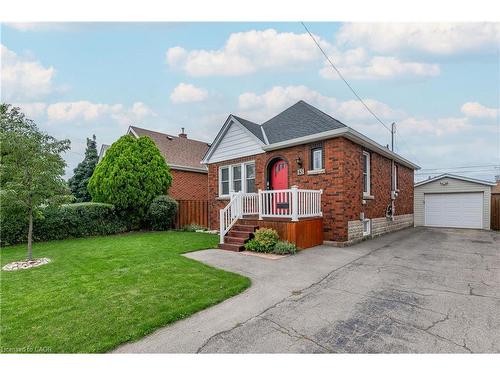 131 Adeline Avenue, Hamilton, ON - Outdoor With Deck Patio Veranda