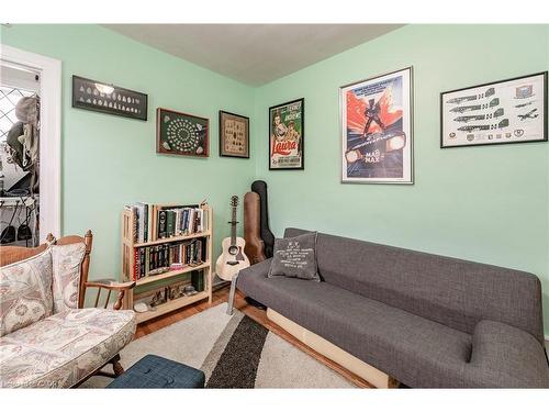 131 Adeline Avenue, Hamilton, ON - Indoor