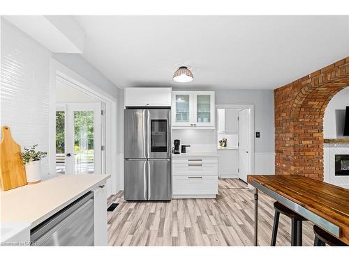 296 Edgehill Drive, Kitchener, ON - Indoor Photo Showing Kitchen