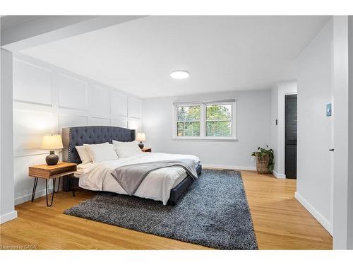 296 Edgehill Drive, Kitchener, ON - Indoor Photo Showing Bedroom