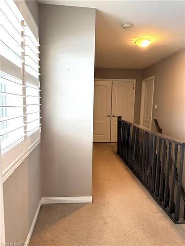 183 Chase Crescent, Cambridge, ON - Indoor Photo Showing Other Room