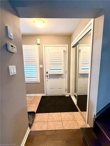 183 Chase Crescent, Cambridge, ON - Indoor Photo Showing Other Room