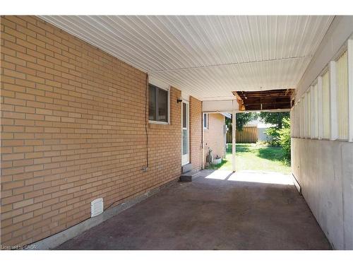 129 Hazelglen Drive, Kitchener, ON - Outdoor With Exterior