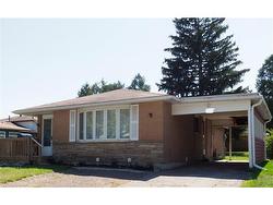 129 Hazelglen Drive  Kitchener, ON N2M 2E6