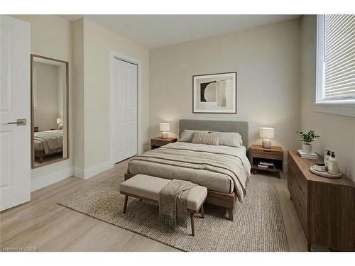 155 Wellington Street N, Kitchener, ON - Indoor Photo Showing Bedroom