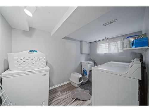 22 Agnes Street, Hamilton, ON - Indoor Photo Showing Laundry Room