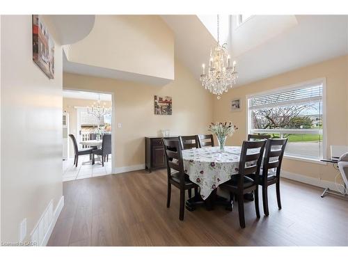263 Hepburn Crescent, Hamilton, ON - Indoor Photo Showing Dining Room