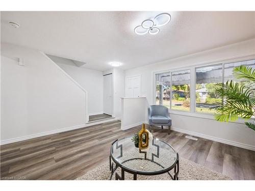 179 Traynor Avenue, Kitchener, ON - Indoor