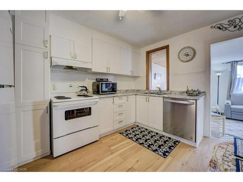 458 Upper Wentworth Street, Hamilton, ON - Indoor Photo Showing Kitchen With Double Sink
