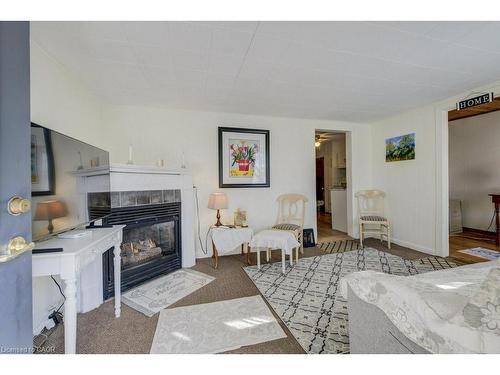 458 Upper Wentworth Street, Hamilton, ON - Indoor Photo Showing Living Room With Fireplace