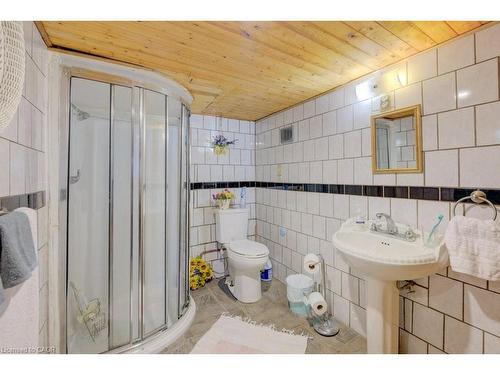 458 Upper Wentworth Street, Hamilton, ON - Indoor Photo Showing Bathroom