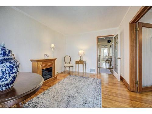 458 Upper Wentworth Street, Hamilton, ON - Indoor With Fireplace