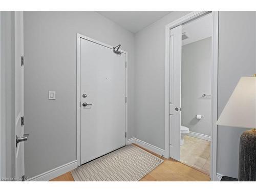 706-223 Erb Street W, Waterloo, ON - Indoor Photo Showing Other Room