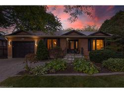 1131 Carol Street  Burlington, ON L7S 1Z9