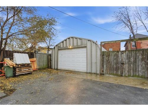 196 Avondale Street, Hamilton, ON - Outdoor