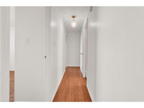 809-225 Harvard Place, Waterloo, ON - Indoor Photo Showing Other Room