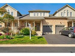 16-223 Rebecca Street  Oakville, ON L6K 3Y2