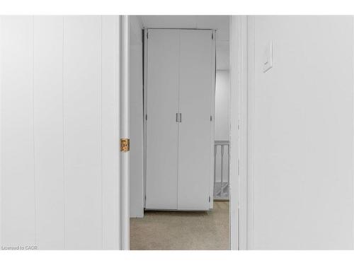 11 Ford Street, Hamilton, ON - Indoor Photo Showing Other Room