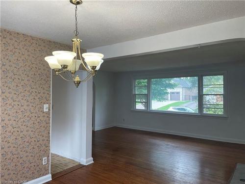 903 Danforth Place, Burlington, ON - Indoor Photo Showing Other Room